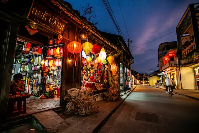 Shopping Delights: Awe-Inspiring Landscape of Ho Chi Minh City's Colorful Markets VIETNAM TOUR PACKAGE